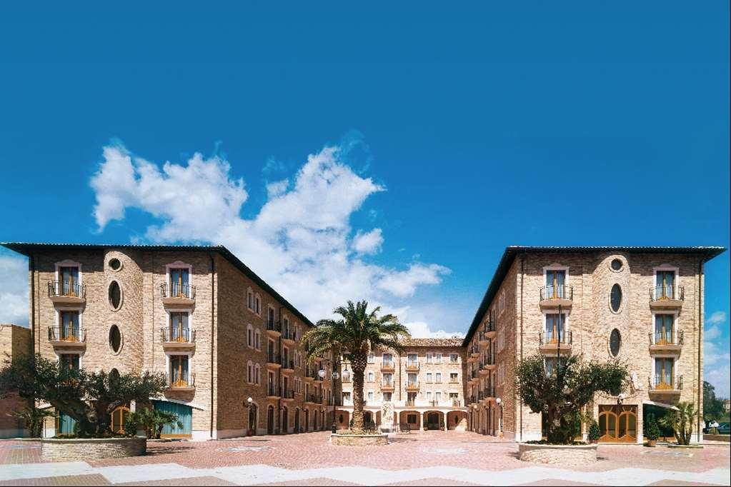 Hotel Casale Colli del Tronto Esterno foto